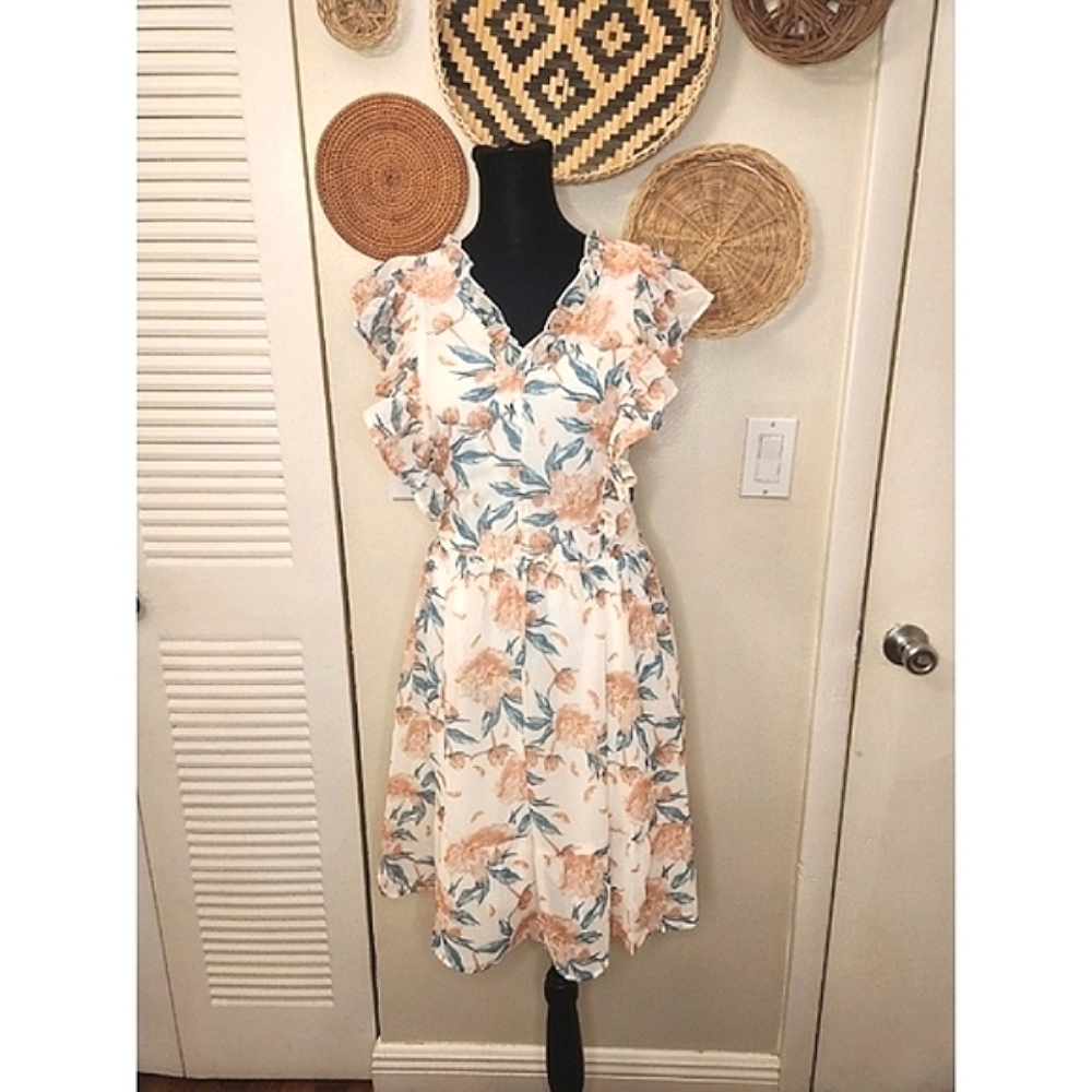 LAST ONE!  Floral Mini Dress With Flutter Sleeves
